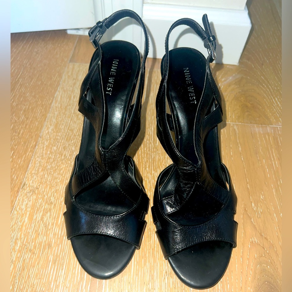 Nine West Leather Heels 8.5, never worn